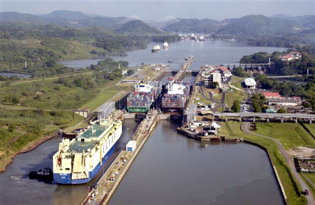 Prácticos del Canal de Panamá alegan falta de formación