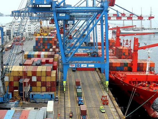 Aumentan las importaciones en los puertos estadounidenses