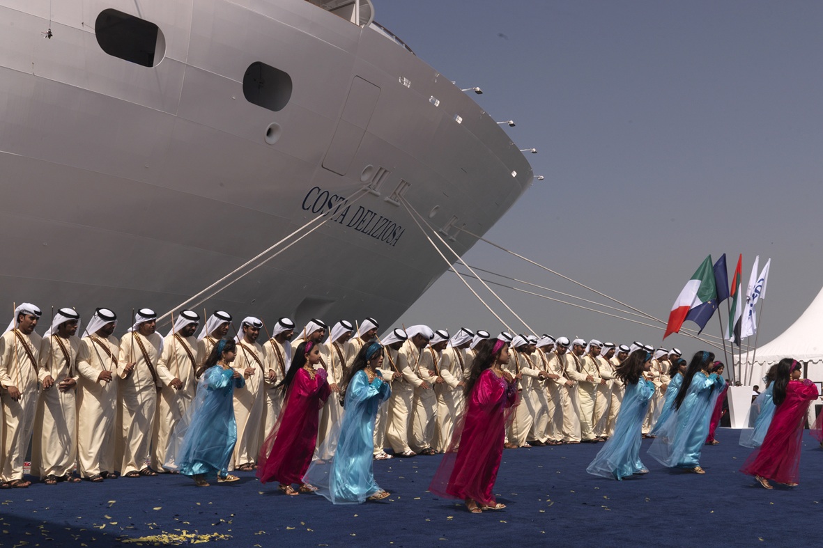 Dubái cambia sus visados para aumentar el número de cruceros