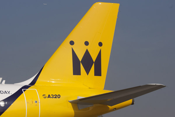 Monarch-Airlines