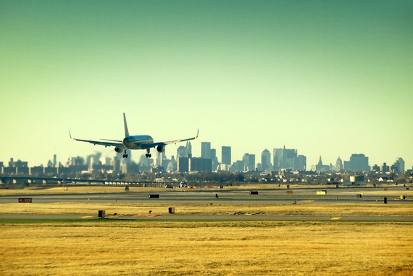 Nueva York pretende desplazar su zona de carga aérea