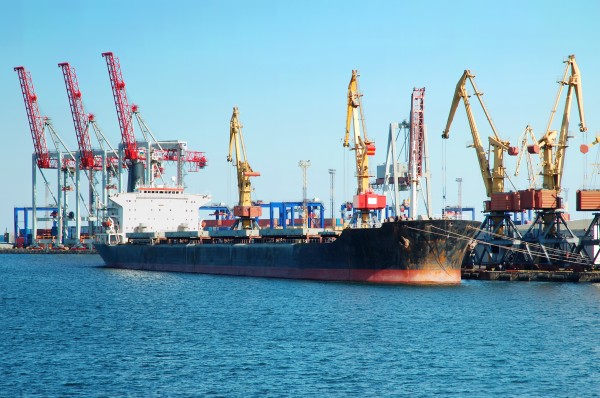 INEGI analiza los costos del transporte marítimo en México