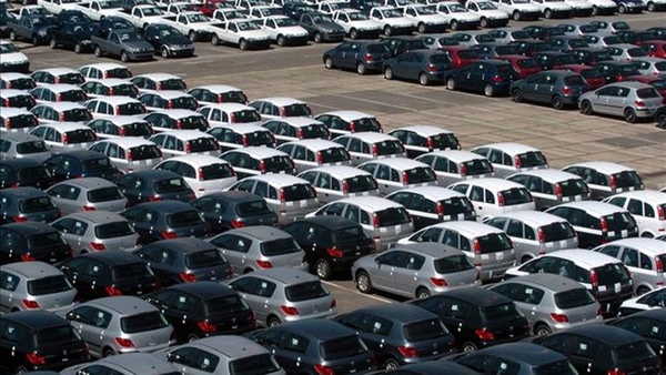 Venta de vehículos desciende 23 por ciento en Brasil