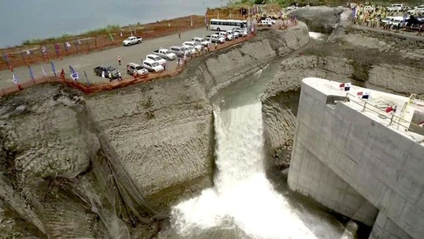Canal de Panama comienza el llenado del nuevo cauce