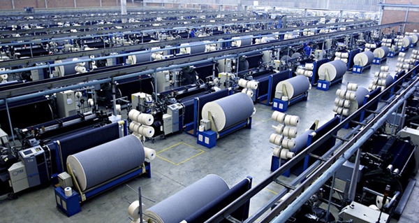 Sector textil brasileno perdera 100 mil empleos