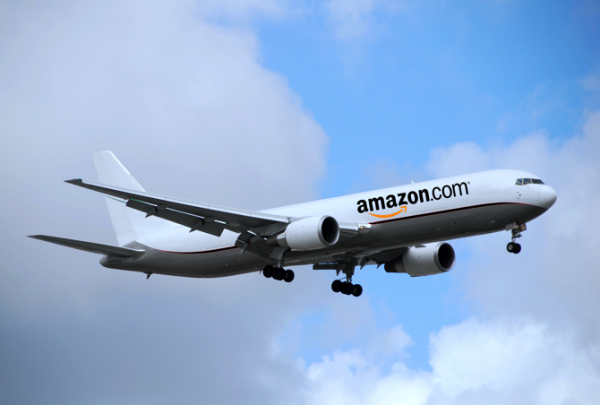 Avión Amazon