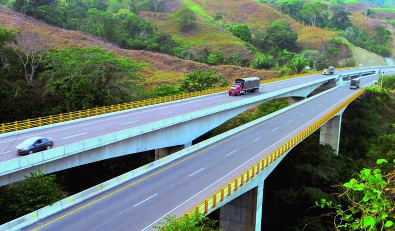 Colombia anuncia inversiones en infraestructura con recursos de la venta de Isagen