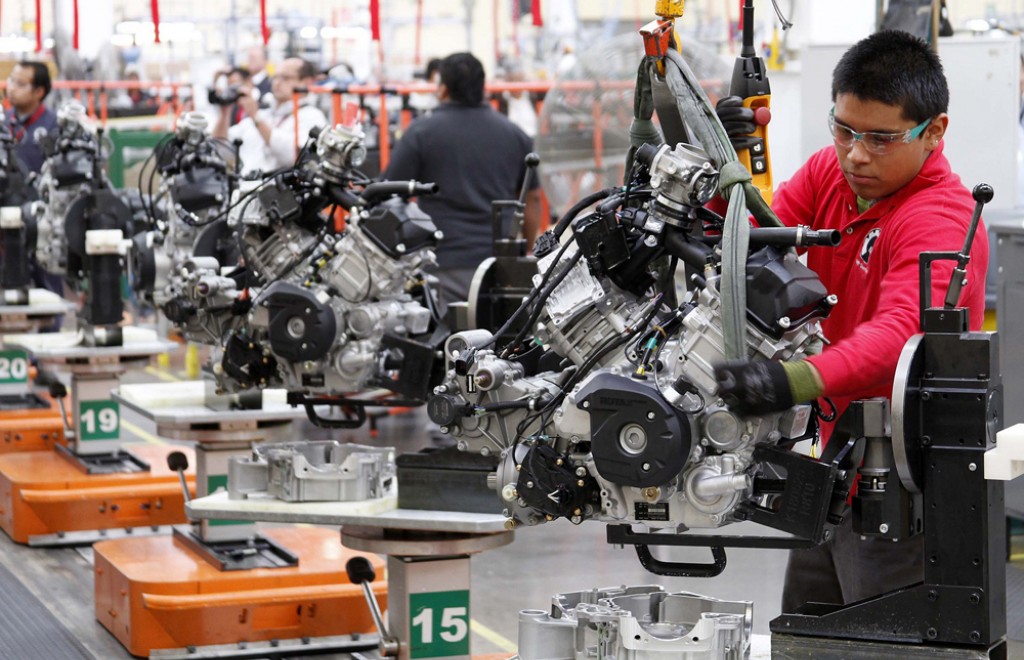 Expertos estiman crecimiento del empleo en manufactura mexicana