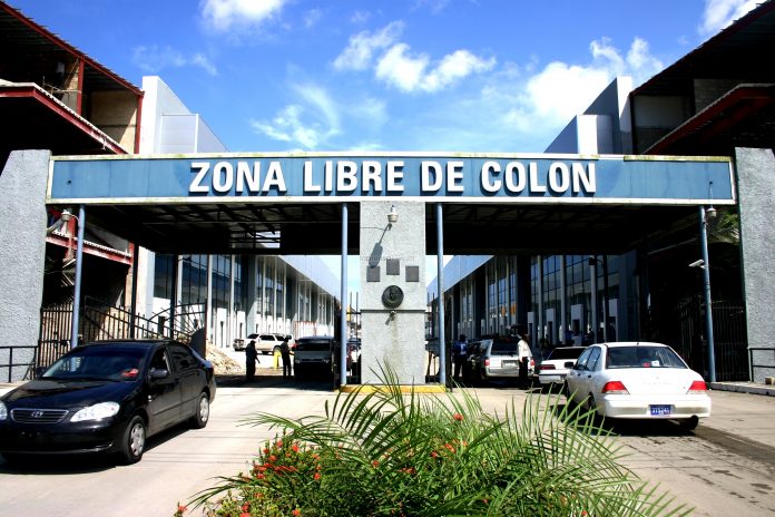 Panamá promociona su Zona Libre de Colón en una feria en Brasil