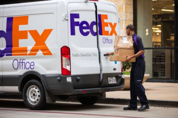 FedEx P2P