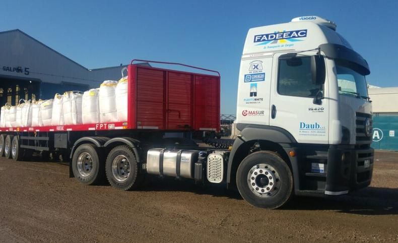 Realizan prueba piloto entre Bahía y Vaca Muerta en Argentina con un camión que carga 52 toneladas