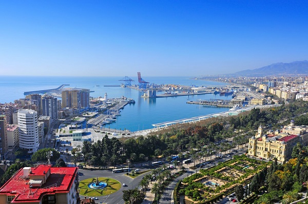 Puerto de Málaga modifica su infraestructura para la Operación Paso del Estrecho