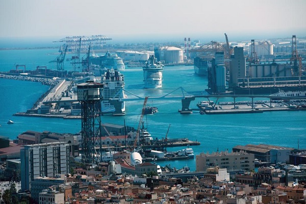 Puertos españoles baten nuevo récord en transporte de mercancías en junio