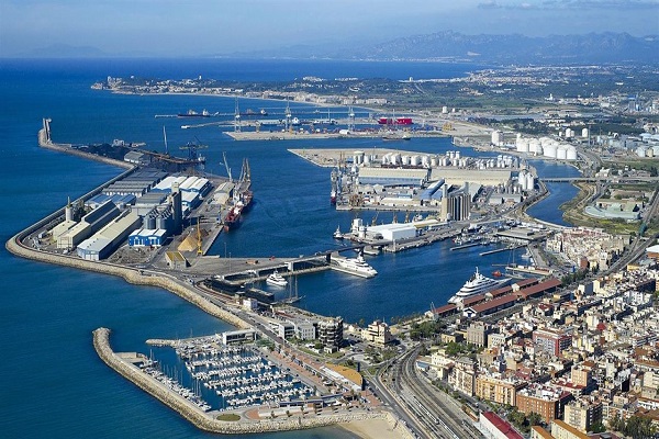 Puerto de Tarragona confiere la construcción de instalación para formación de trabajadores