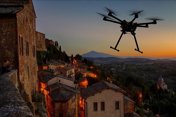 Enaire encabeza un proyecto para experimentar el uso de drones en España