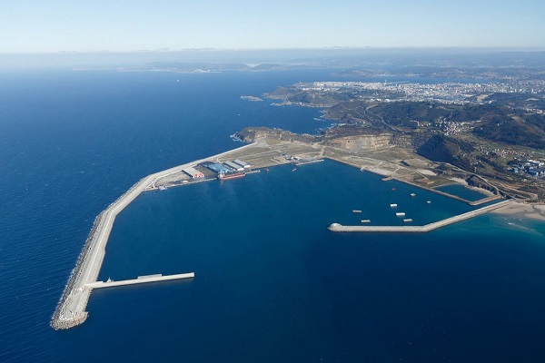 Puerto de Galicia publica boletín para trasladar terminal Oleosilos a Punta Langosteira
