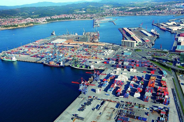 Puerto de Bilbao aumenta 4% el tráfico de graneles líquidos en 2018