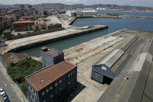 Puerto de Gijón vuelve a licitar venta de la parcela Naval Gijón