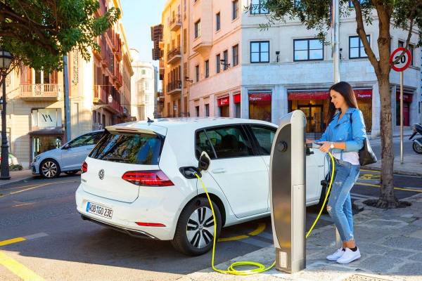 España puntos de recarga vehículos eléctricos