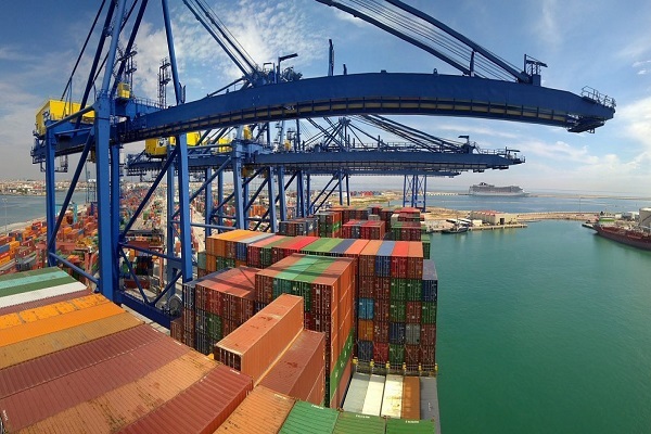 Puerto de Valencia aumenta tráfico de contenedores en primer trimestre