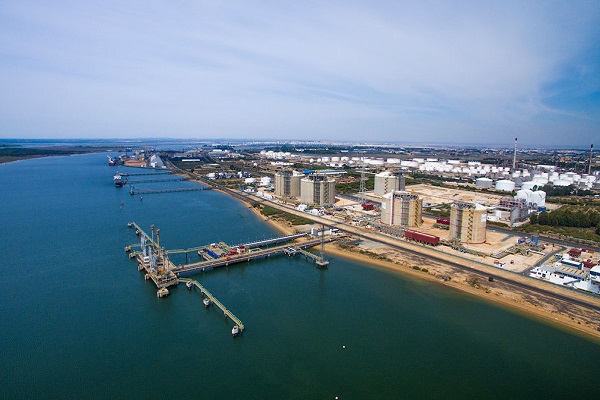Puerto de Huelva y Enagás proyectan la construcción de almacenes frigoríficos