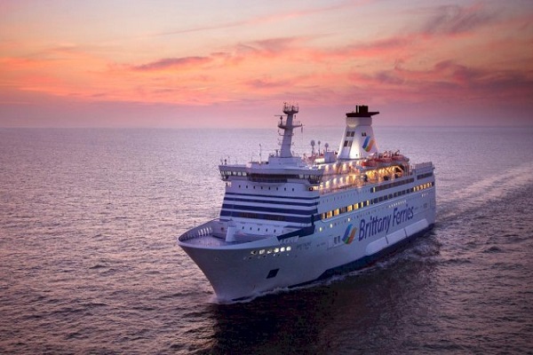 Brittany Ferries contará con el suministro de Repsol en puertos españoles