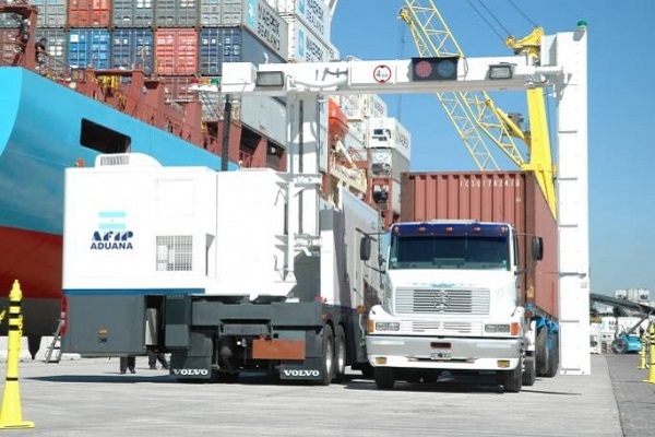 Puerto de Algeciras incorporará escáner de contenedores en Isla Verde