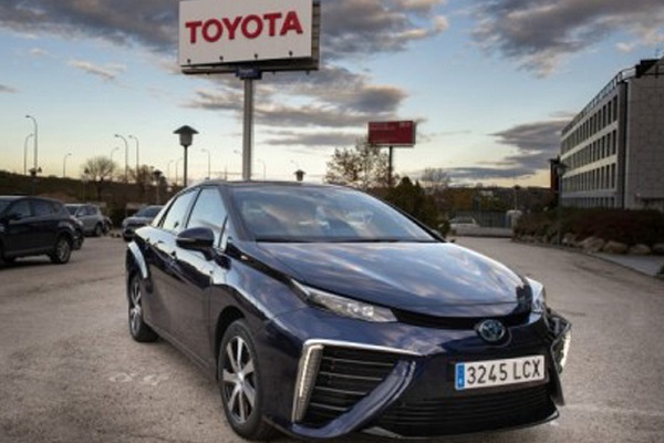 Toyota vehículo eléctrico de hidrógeno
