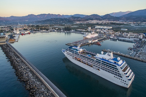 Puerto de Motril espera fortalecer el tráfico de cruceros en 2020