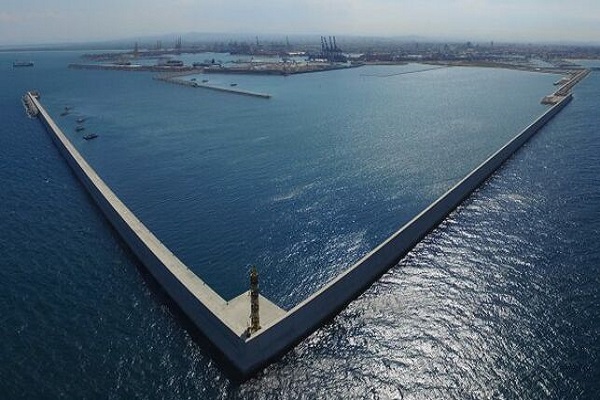 Puerto de Valencia realizará un estudio para adecuación de dique Norte