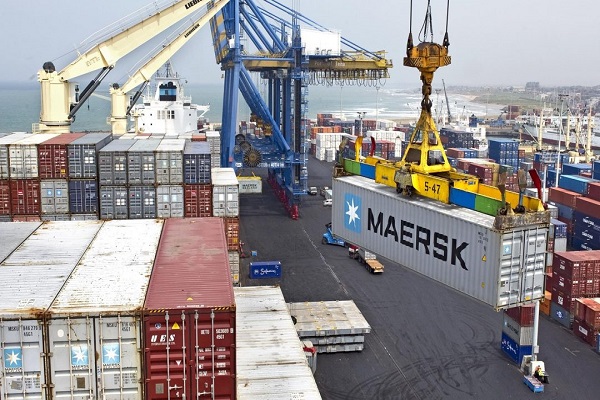 Maersk extiende su monopolio para convertirse en un integrador logístico global