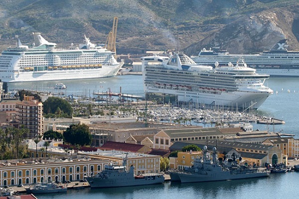 El puerto de Cartagena establece un plan de inversiones para impulsar la economía