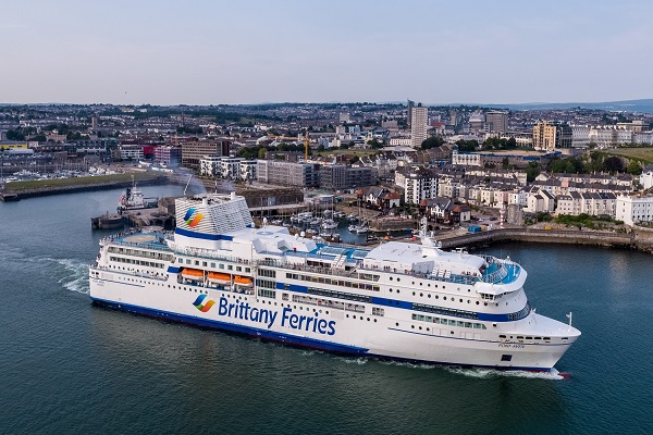 Brittany Ferries da los últimos retoques al buque Galicia