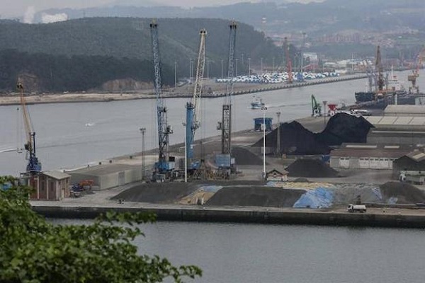 El puerto de Avilés analiza la posibilidad de transformar sus instalaciones