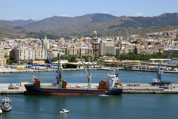 El Puerto de Málaga casi alcanza los tres millones de toneladas en 2020