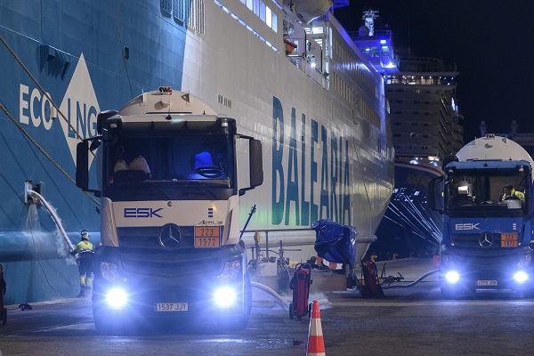 El Puerto de Valencia y Baleària encabezan las operaciones de suministro de GNL