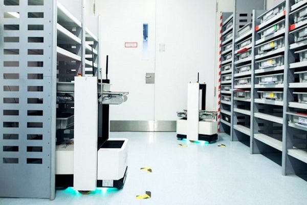Asti Mobile Robotics presenta sus nuevos AGVs para cargas ligeras
