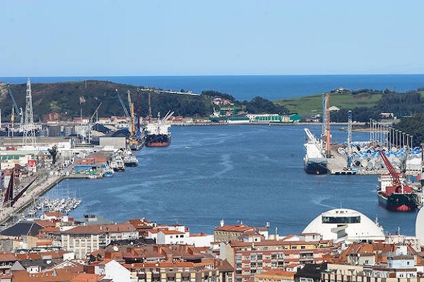 El Puerto de Avilés recibe propuestas para su próxima expansión
