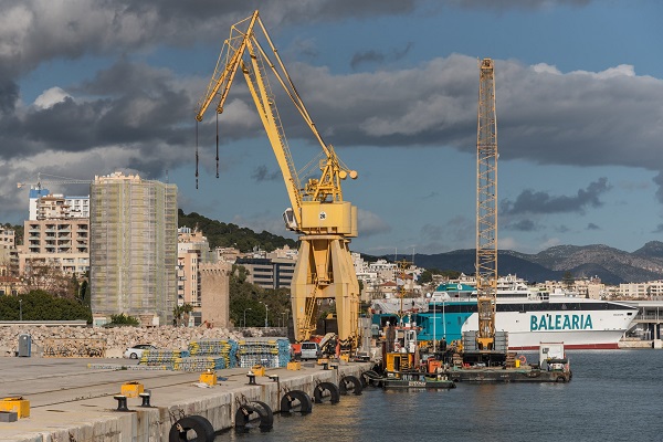 El Puerto La Palma otorga la construcción de nuevos atraques para ferries