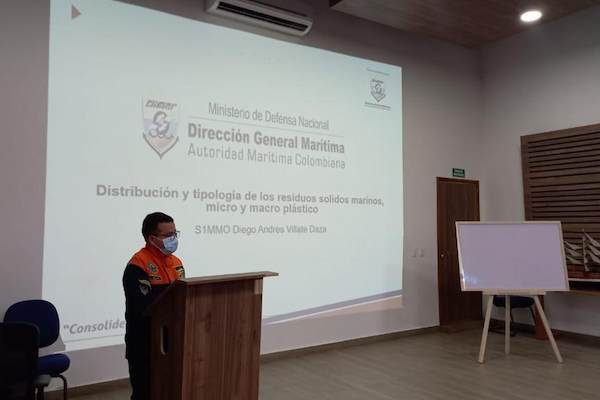 Dirección General Marítima promueve la protección y conservación del medio marino en Tumaco a través de un taller de sensibilización