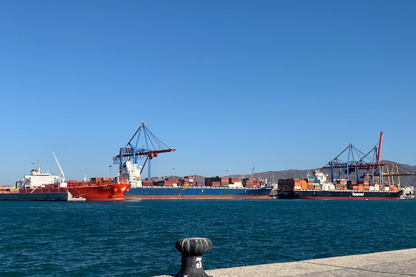 El Puerto de Málaga incrementa un 60% el tráfico de mercancías hasta agosto