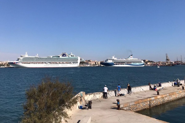 El Puerto de Cartagena recibe cinco cruceros simultáneamente por primera vez