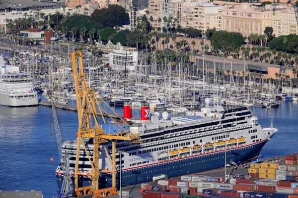 El Puerto de Cartagena acoge nueve escalas de cruceros en una semana