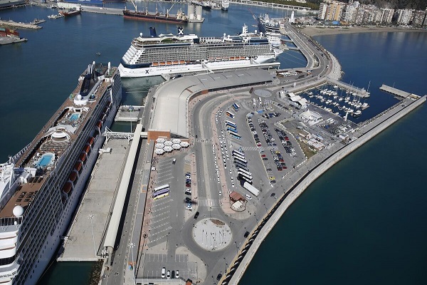El Puerto de Málaga mejorará el espaldón del dique Levante
