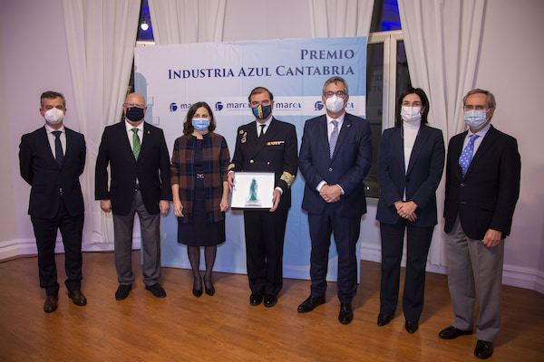 MarCA entrega el III Premio Industria Azul Cantabria a Manuel Antonio Martínez por su implicación en la promoción y desarrollo del sector marítimo regional