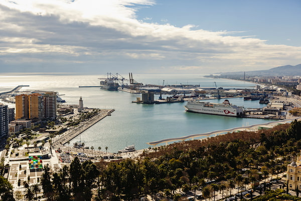 Telefónica y NTT Data desarrollan una solución 5G para incrementar la seguridad del Puerto de Málaga