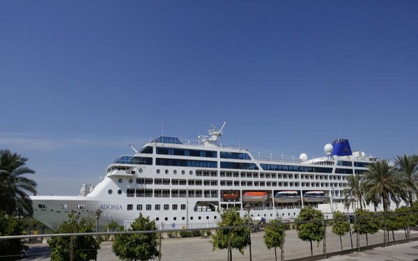 El Puerto de Sevilla estrena la temporada de cruceros con Hamburg Sud