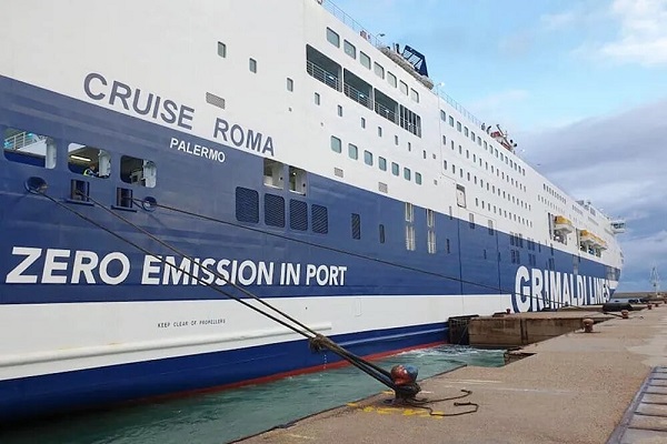 Grimaldi usará el suministro eléctrico para buques del Puerto de Barcelona