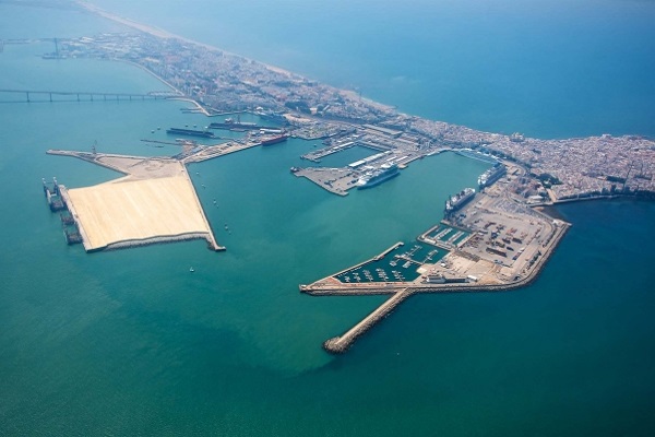 Concasa podría explotar la nueva terminal de contenedores del Puerto de Cádiz