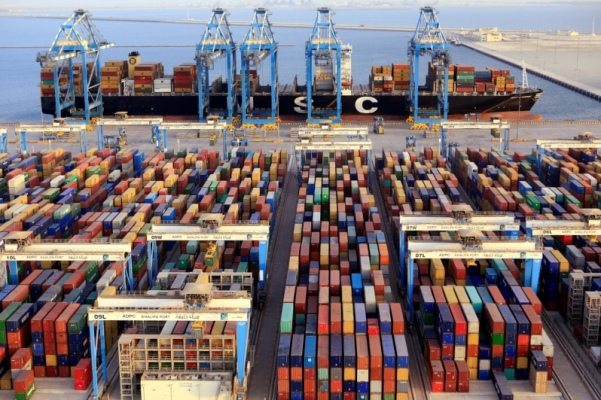 puertos de contenedores